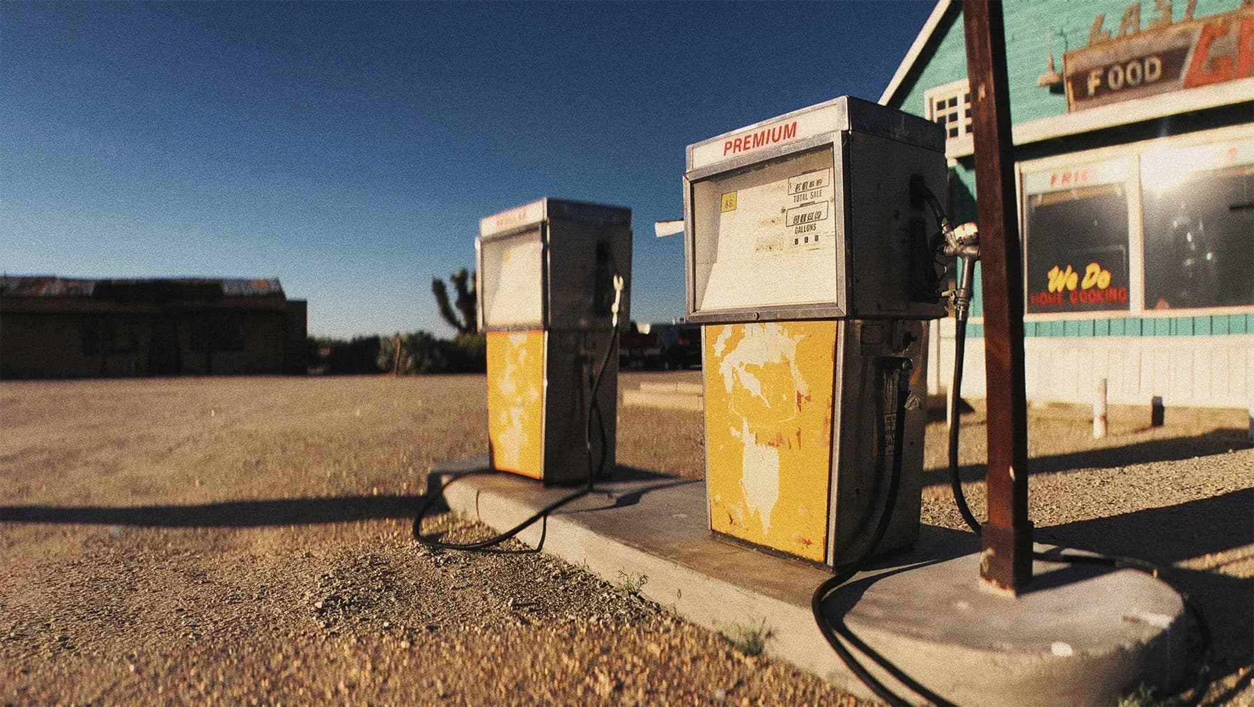 Navigating Volatility: Strategies for Oil Economy Businesses
